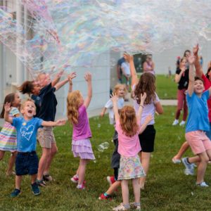 SC23 - Kids Playing Bubbles Leawood